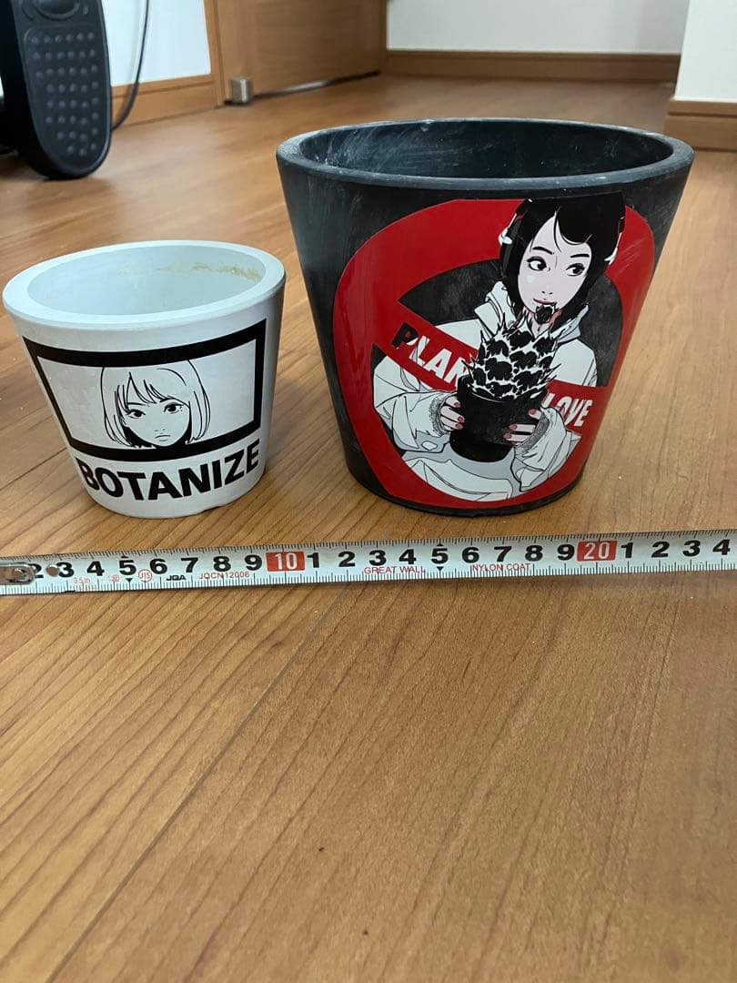 back side works 2点