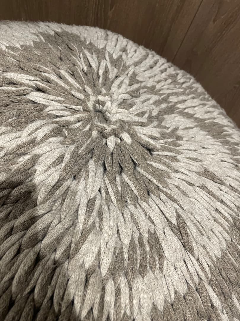 IDEE クッション PUUF by mikmax Ecru