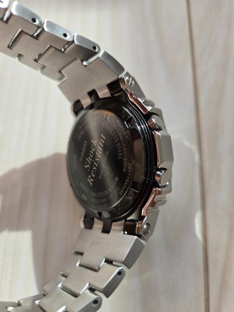 G-SHOCK GMW B5000D-1JF　保管用ポーチ他おまけつき