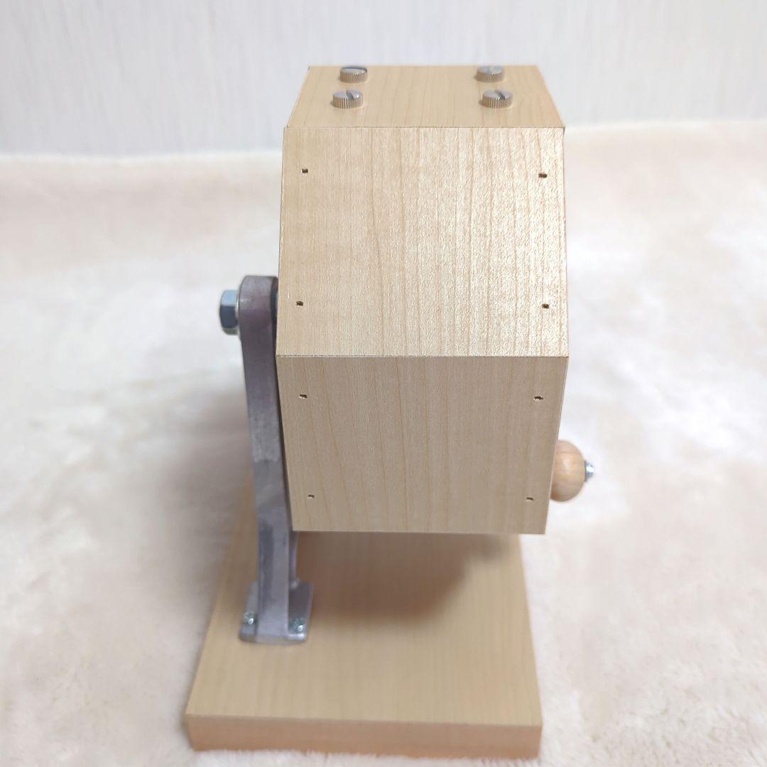 ガラポン抽選器