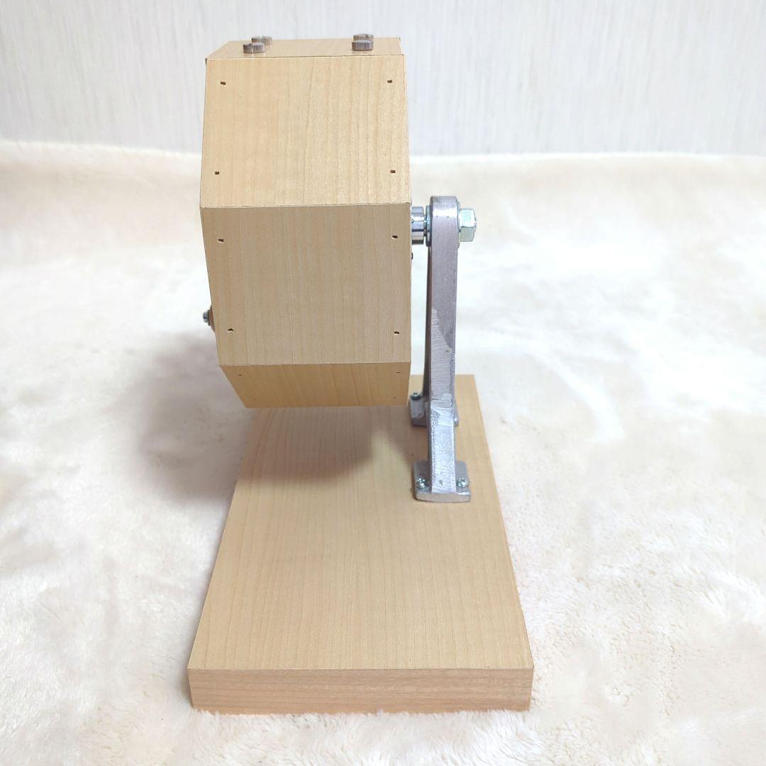 ガラポン抽選器