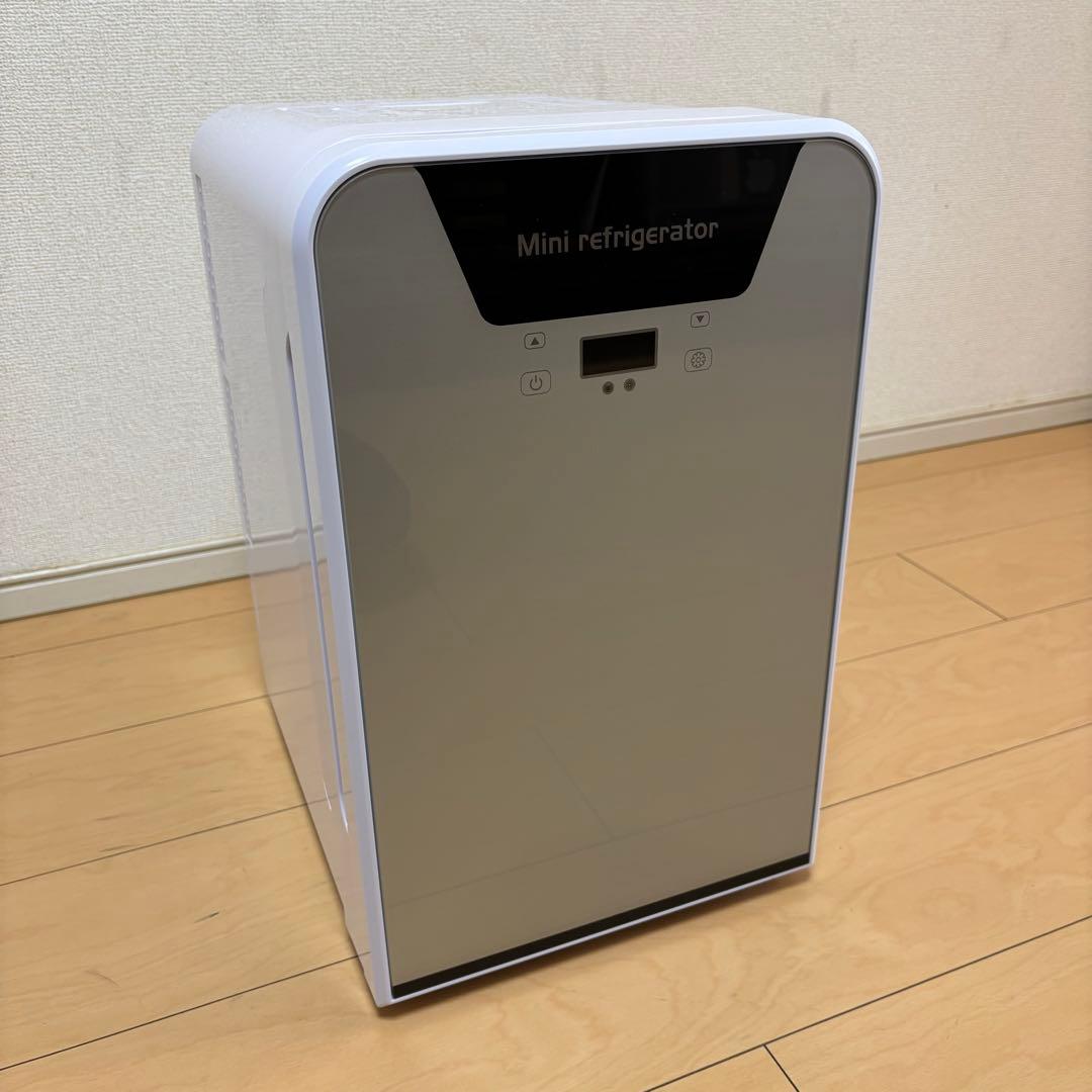 冷温庫　ペルチェ式　温度設定可能　容量22L