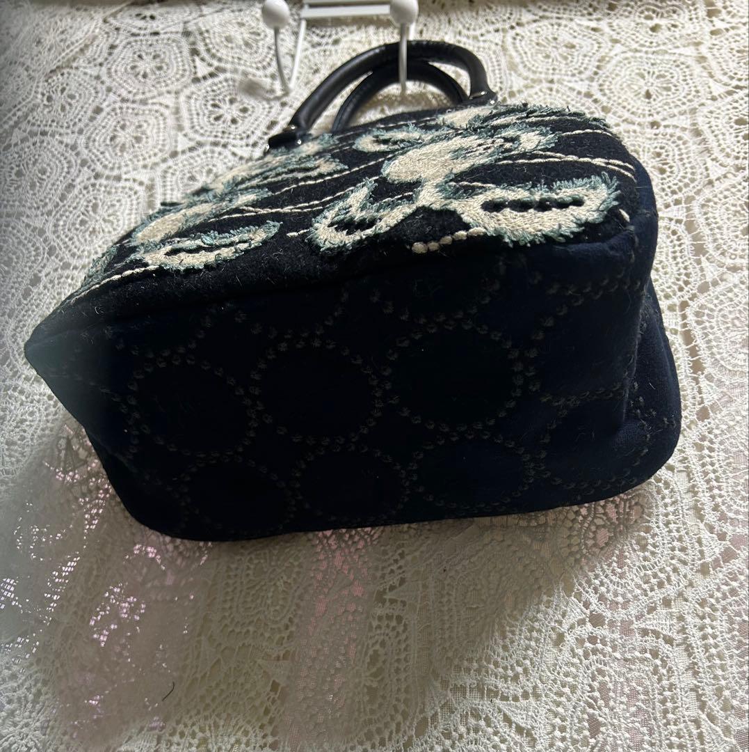 51210Aミナペルホネンハンドメイド　ブガッティラウンドバッグ