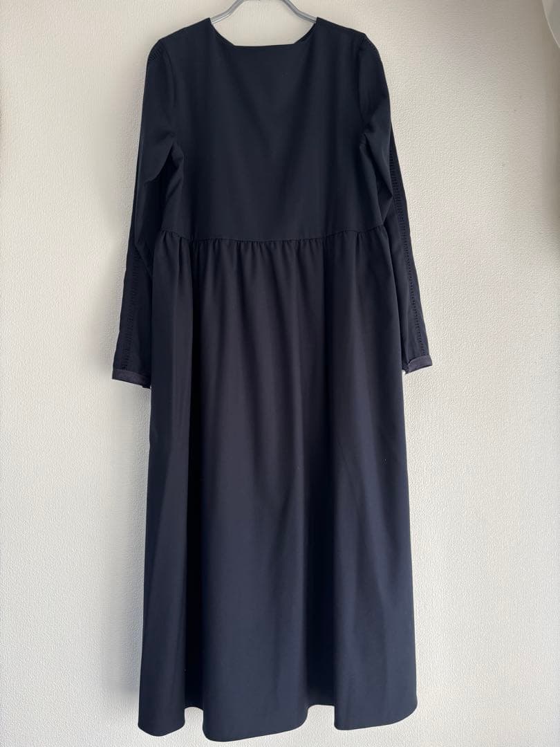 maison echelle(メゾンエシェル)ハシゴレーススリーブギャザードレス