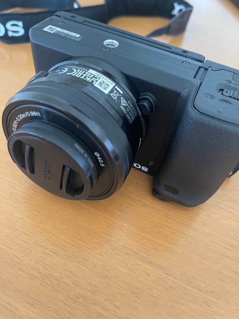 SONY α6400 一眼レフカメラ 即出荷可能！