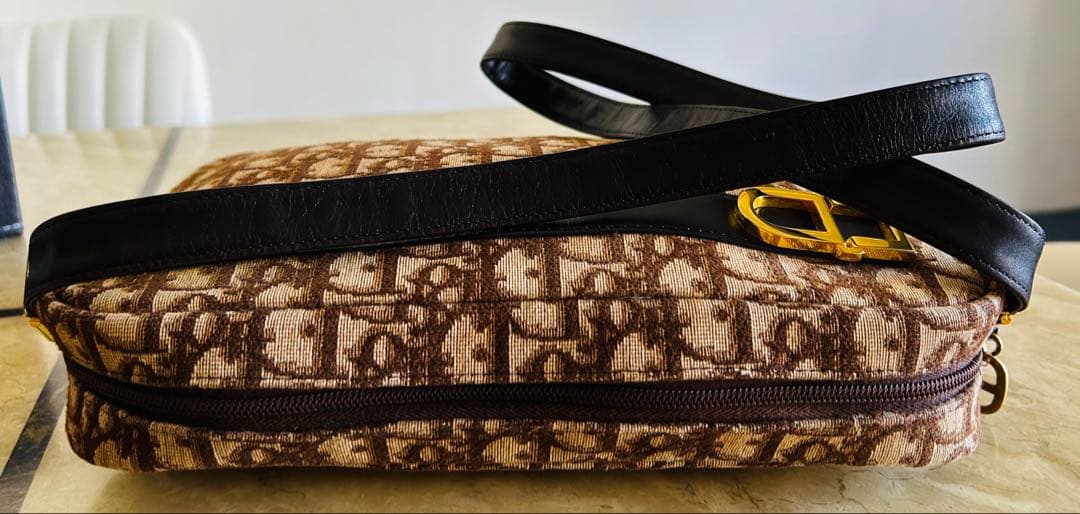 Christian Dior トロッター