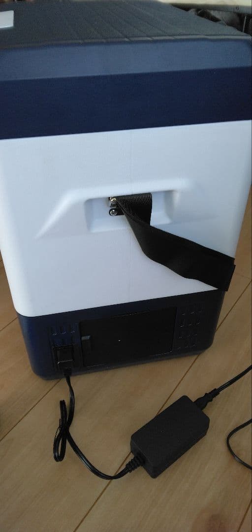 ポータブル車載冷蔵庫冷凍庫　今週中で消去します