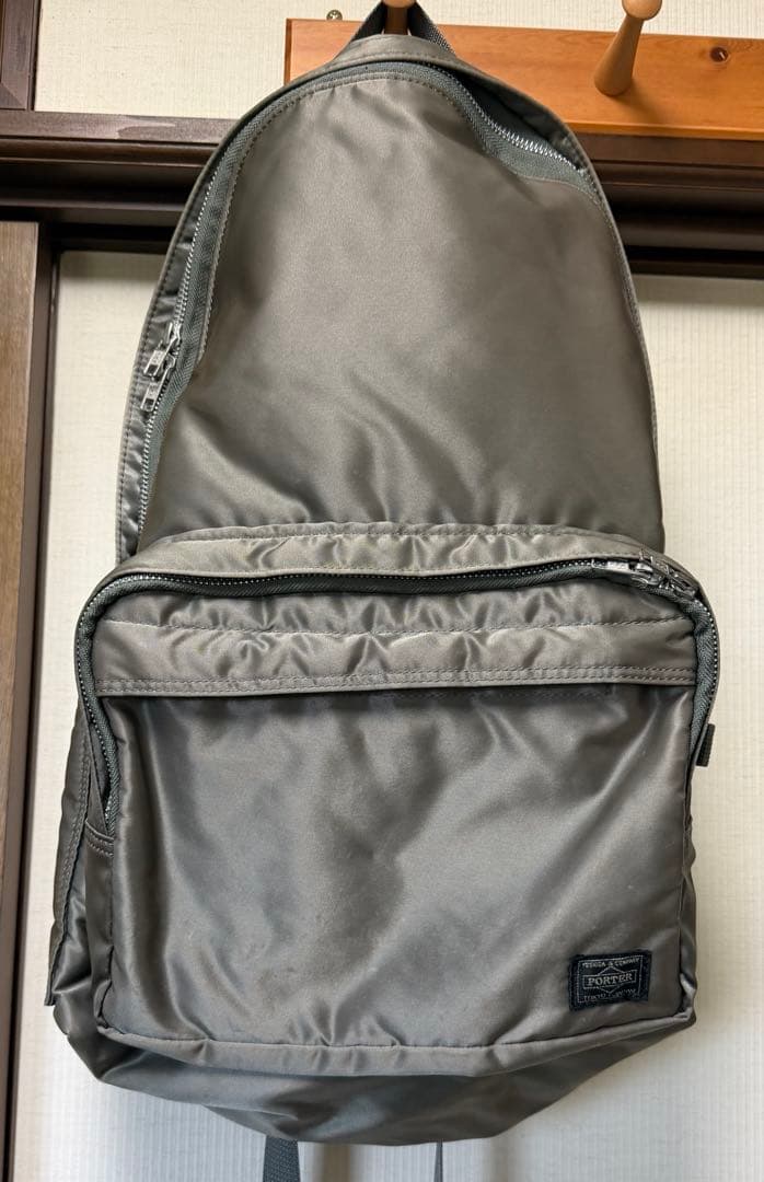 だ*い様 PORTER ポーター タンカー デイパック リュック シルバー