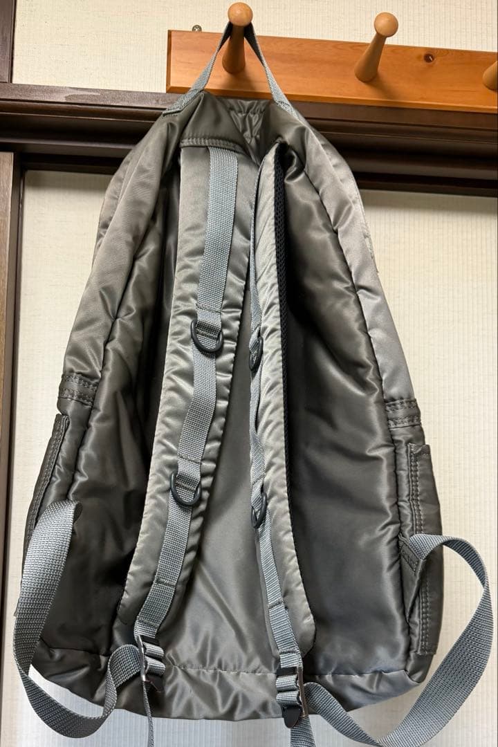 だ*い様 PORTER ポーター タンカー デイパック リュック シルバー