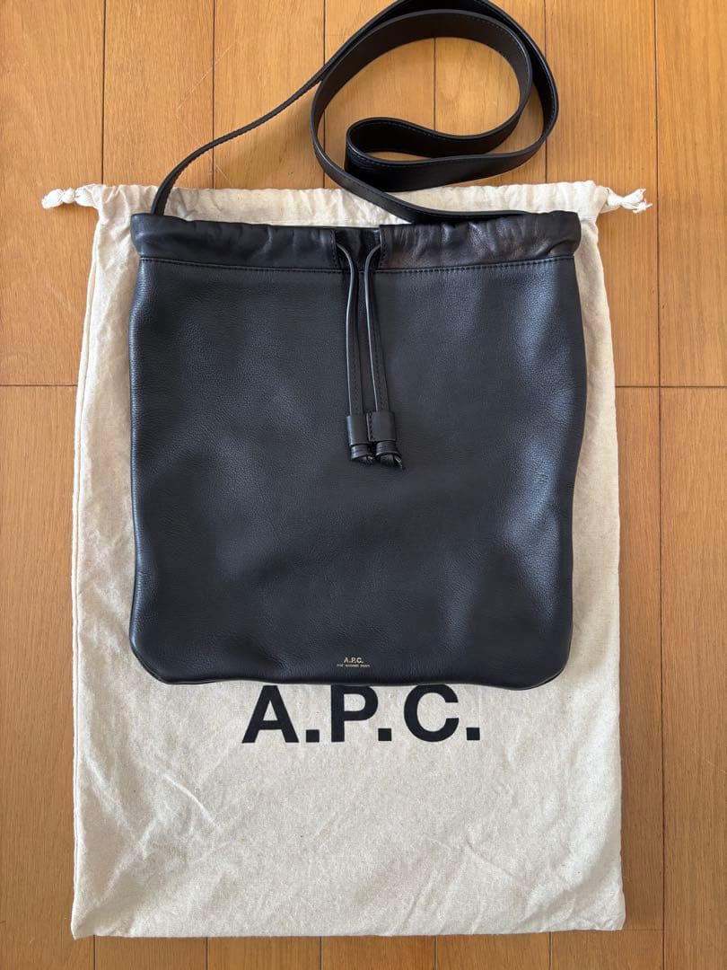 A.P.C ⭐️アーペーセー　バッグ　レザー　⭐️Sac Havane