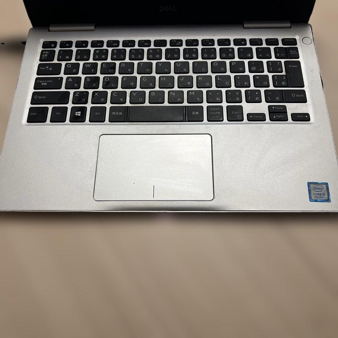 Windowsノート本体 DELL Inspiron 13 7380 / i5-8265U / 8GB