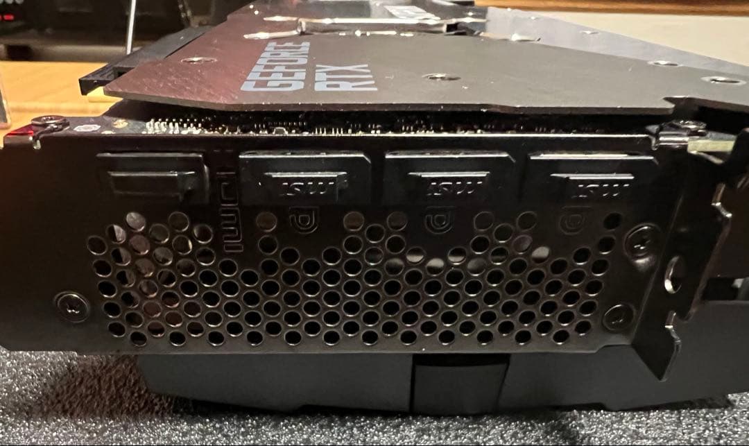 MSI GeForce RTX 3080 Ti SUPRIM X 本体