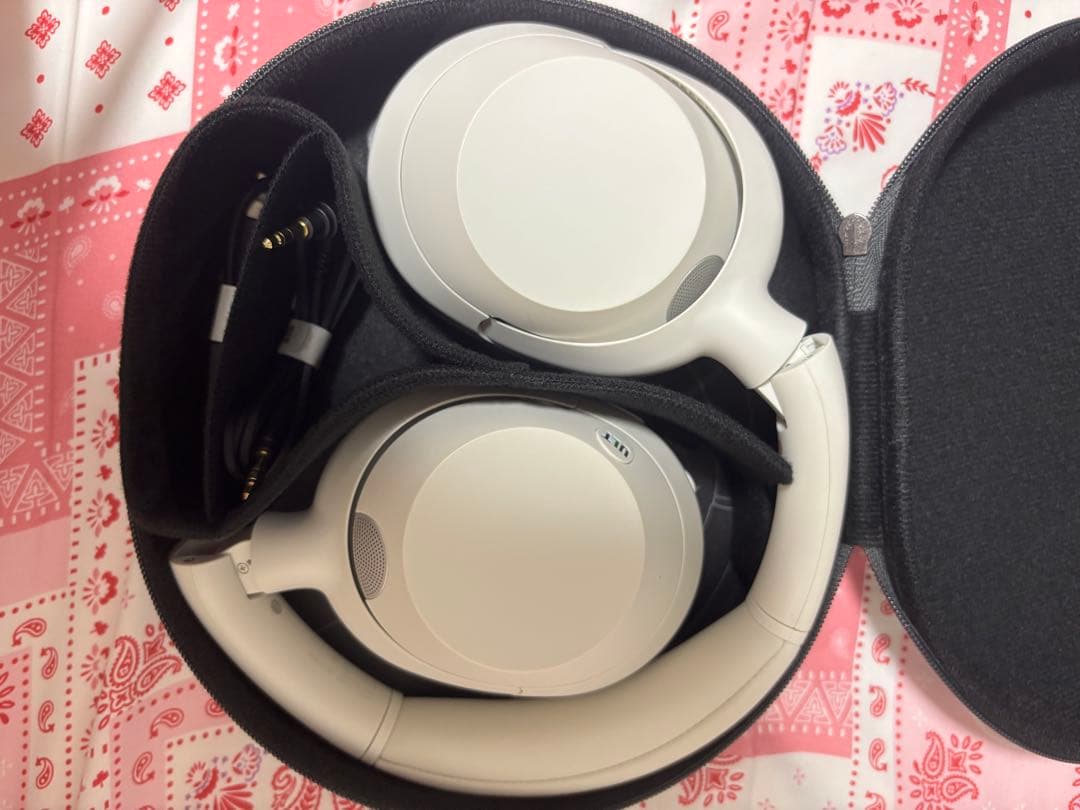 SONY ULT WEAR WH-ULT900N ヘッドホン　ホワイト