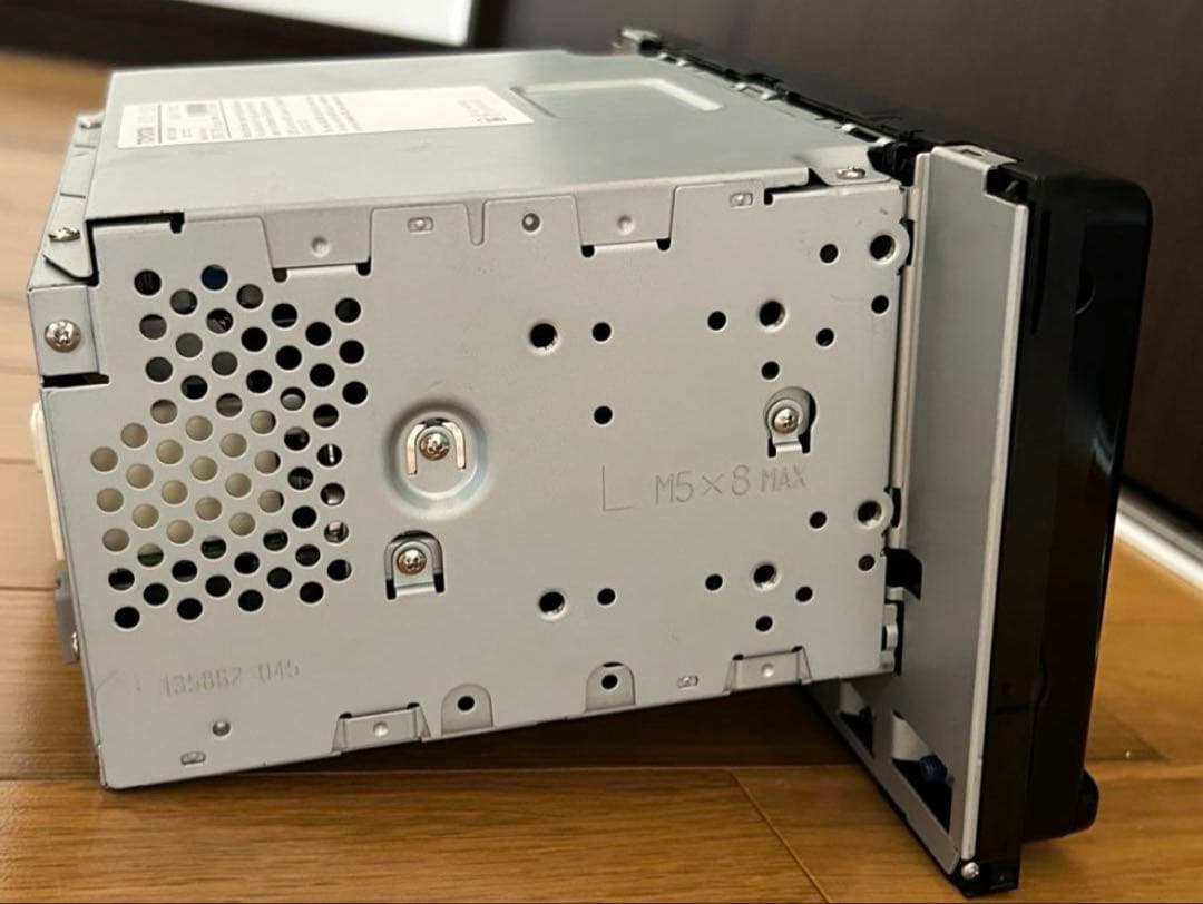 TOYOTA トヨタ純正ナビ　nszt-y68t