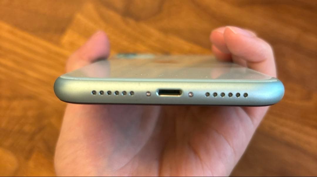 iPhone11(64GB)グリーン