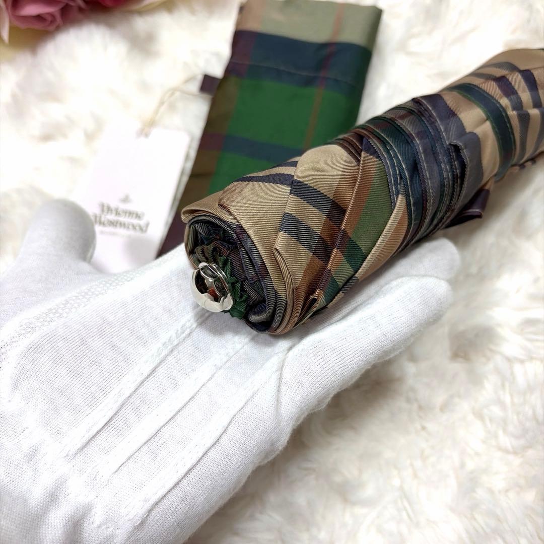 新品未使用タグ付 Vivienne Westwood チェック柄 オーブ 折り傘