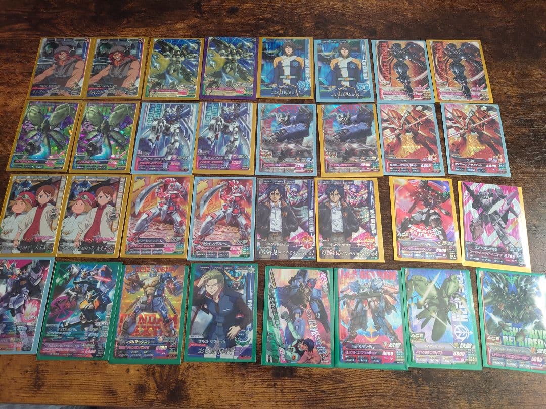 【出品1/31まで】ガンダムトライエイジ 引退品 P M CP PR 244枚