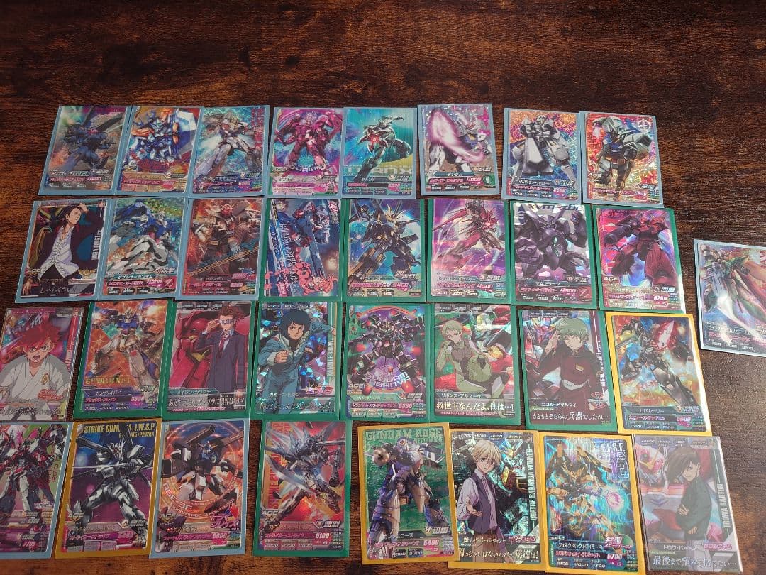 【出品1/31まで】ガンダムトライエイジ 引退品 P M CP PR 244枚