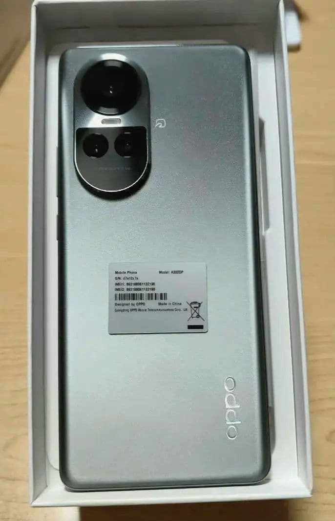 美品 OPPO Reno10 Pro 5G 本体 シルバー