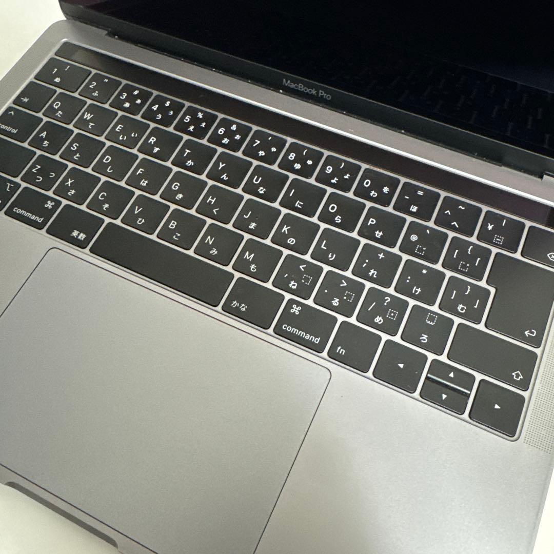 13インチ　MacBook Pro 本体　スペースグレー