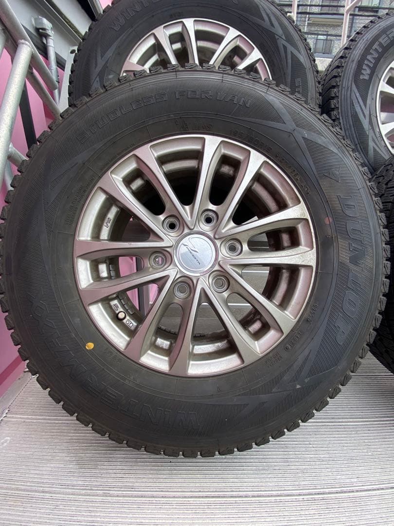 七つの傷の男さま専用　　ウェッズ　プロディータ　195/80R15 スタッドレス