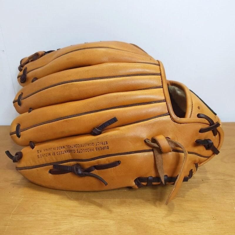 ミズノ 日本製 スプシオン Mマークラベル 赤ビュー 外野用 軟式グローブ