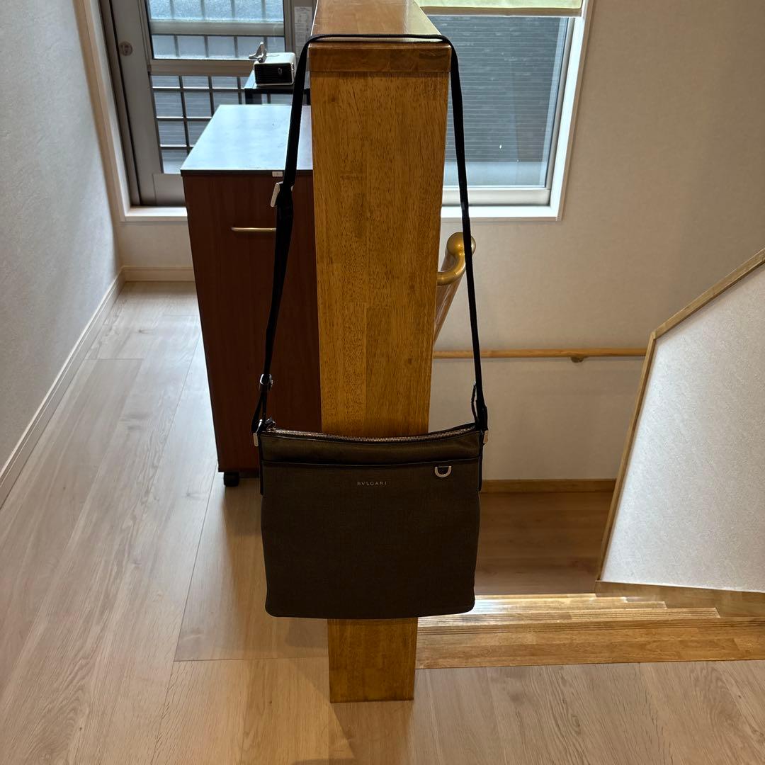 BVLGARI ダークブラウン ショルダーバッグ