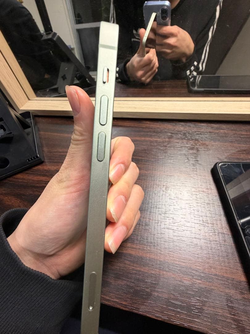 Apple iPhone 12 緑 128gb