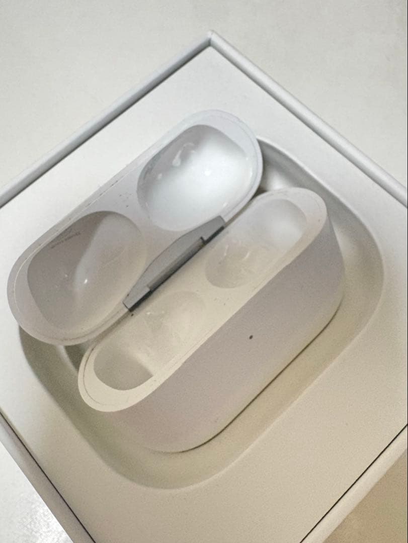 【正規品】AirPods pro 第2世代 ケースのみ 本体のみ