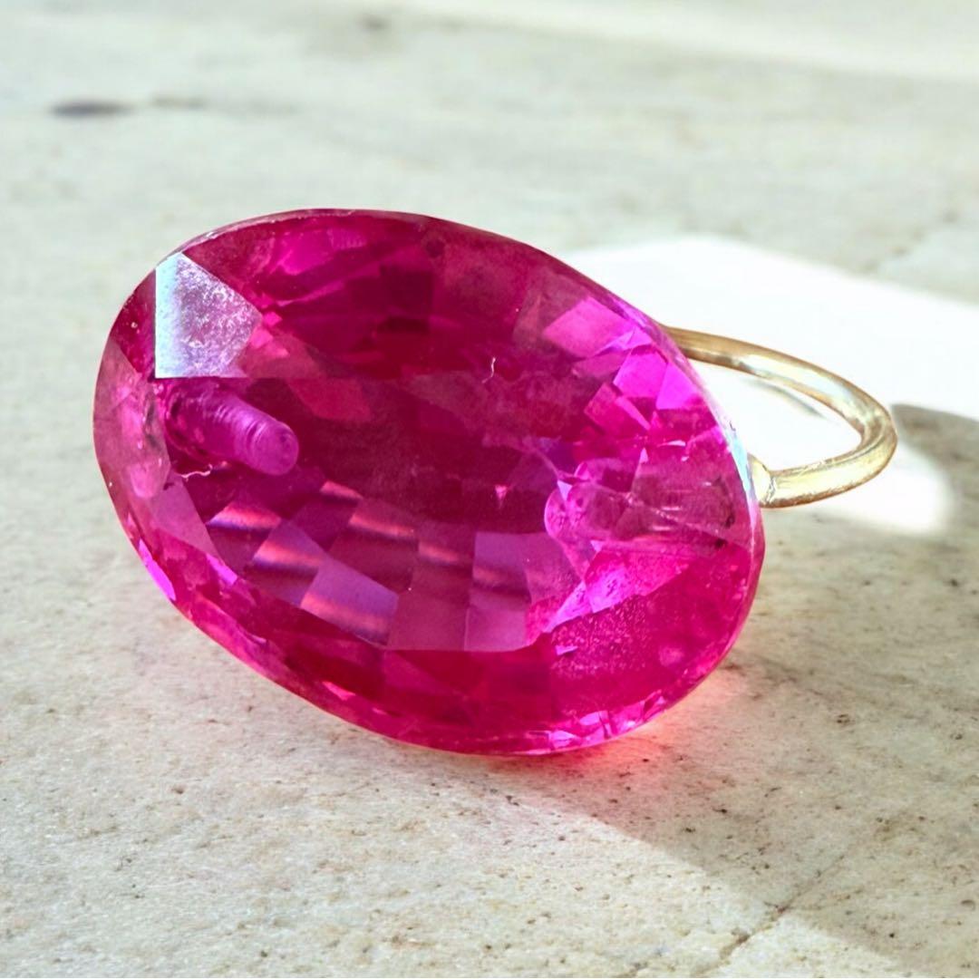 大粒ルビーのキャンディリング