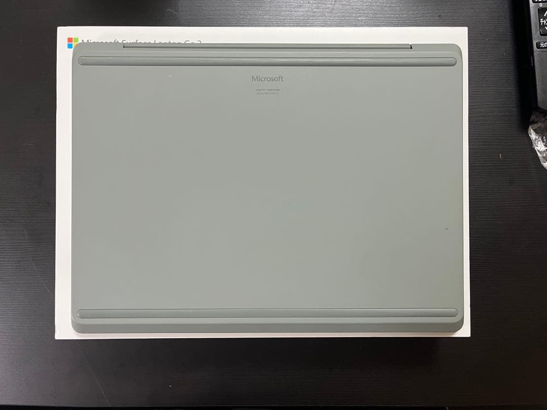 美品！Microsoft Surface Laptop Go 2