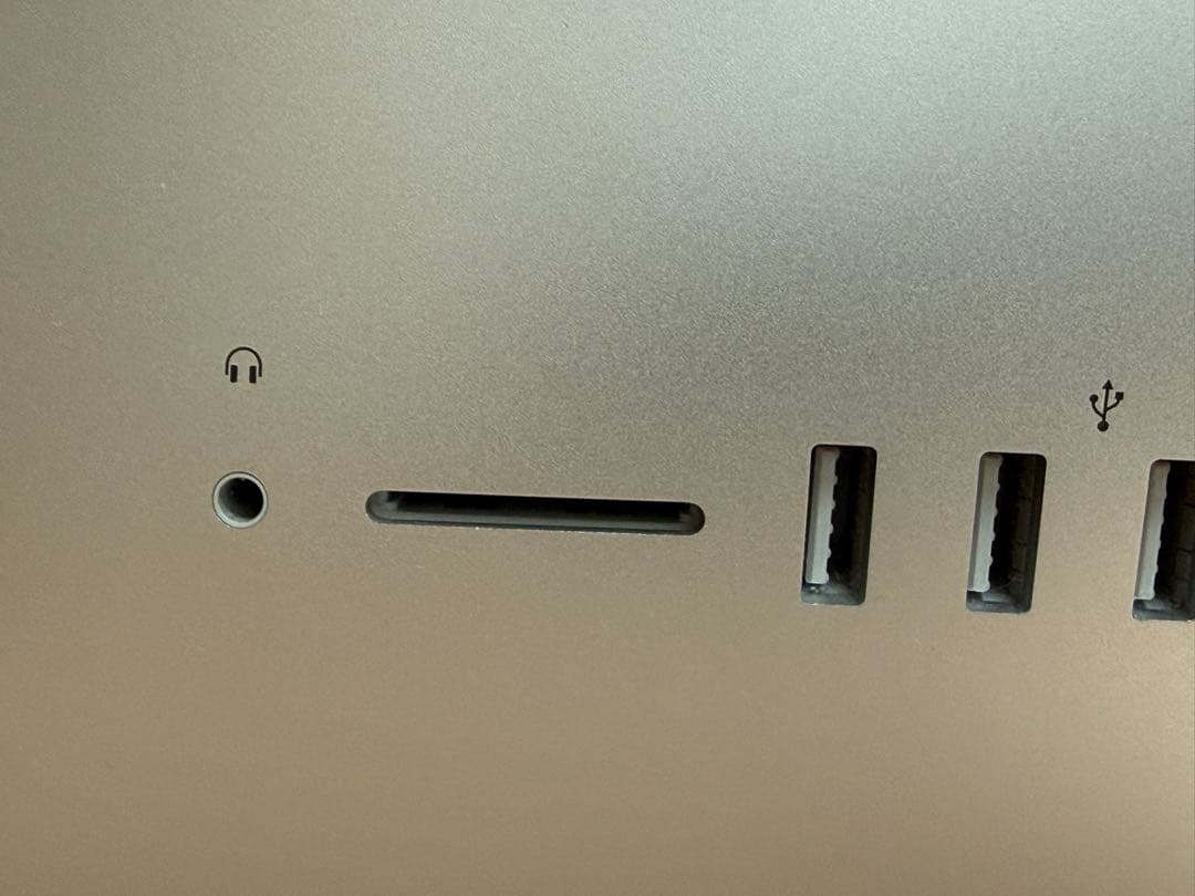 VESAマウント27インチiMac Retina5Kディスプレイ2017 SSD