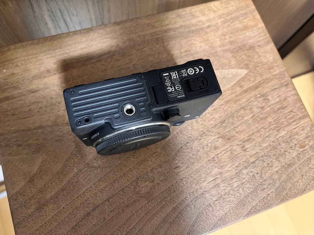 SIGMA fp 本体+追加アクセサリ