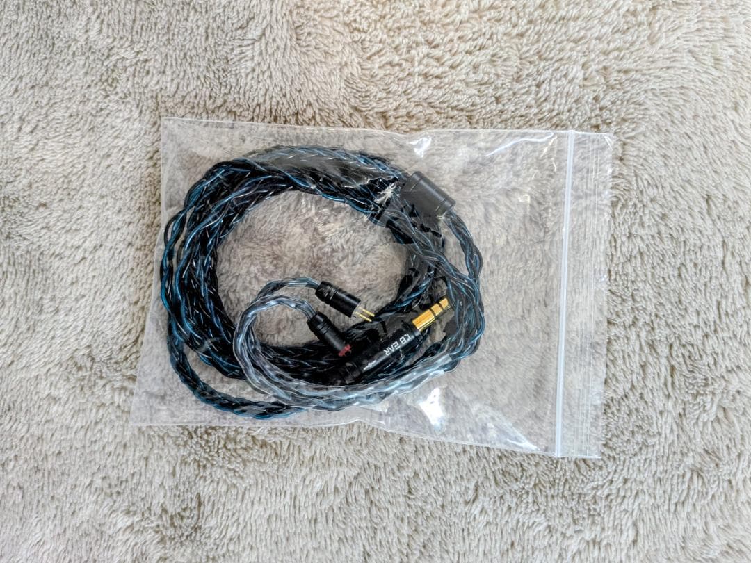 CCA / TRN イヤフォン ＋ 4.4mmバランスケーブル