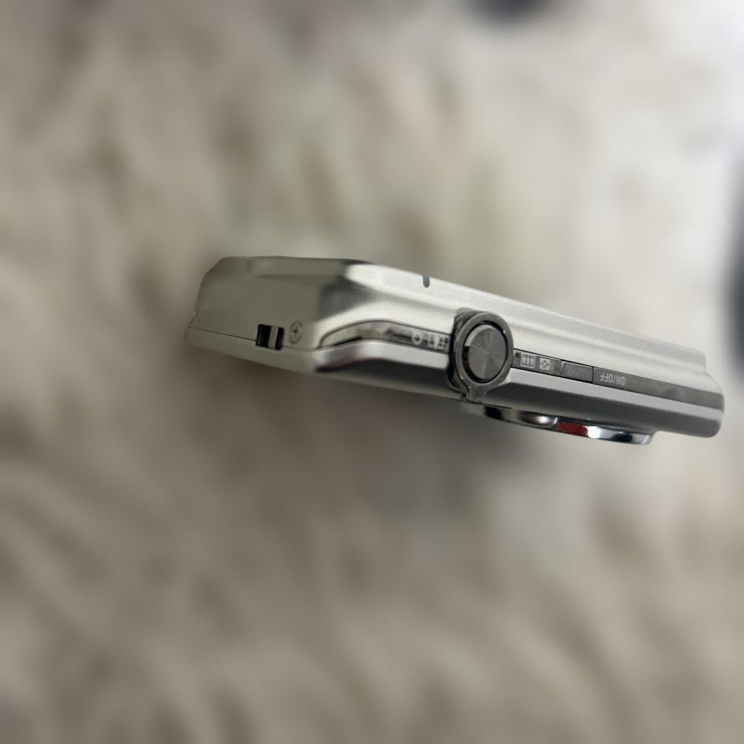 【未使用級】CASIO カシオ EXILIM EX-ZS28 付属品完備