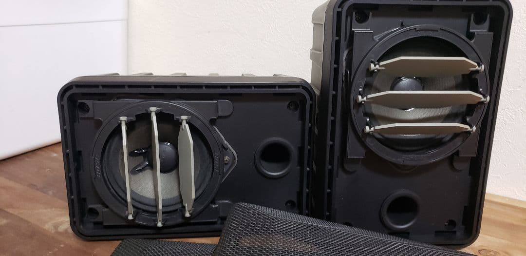 BOSE　101SD　2本かなり美品です。