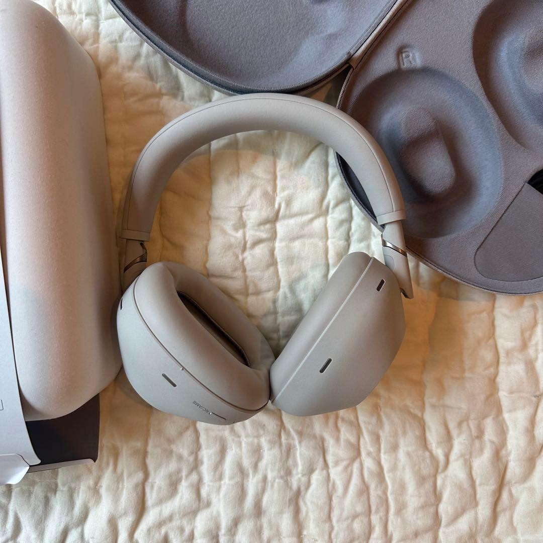 sony ヘッドホン　wh-1000xm6 プラチナシルバー