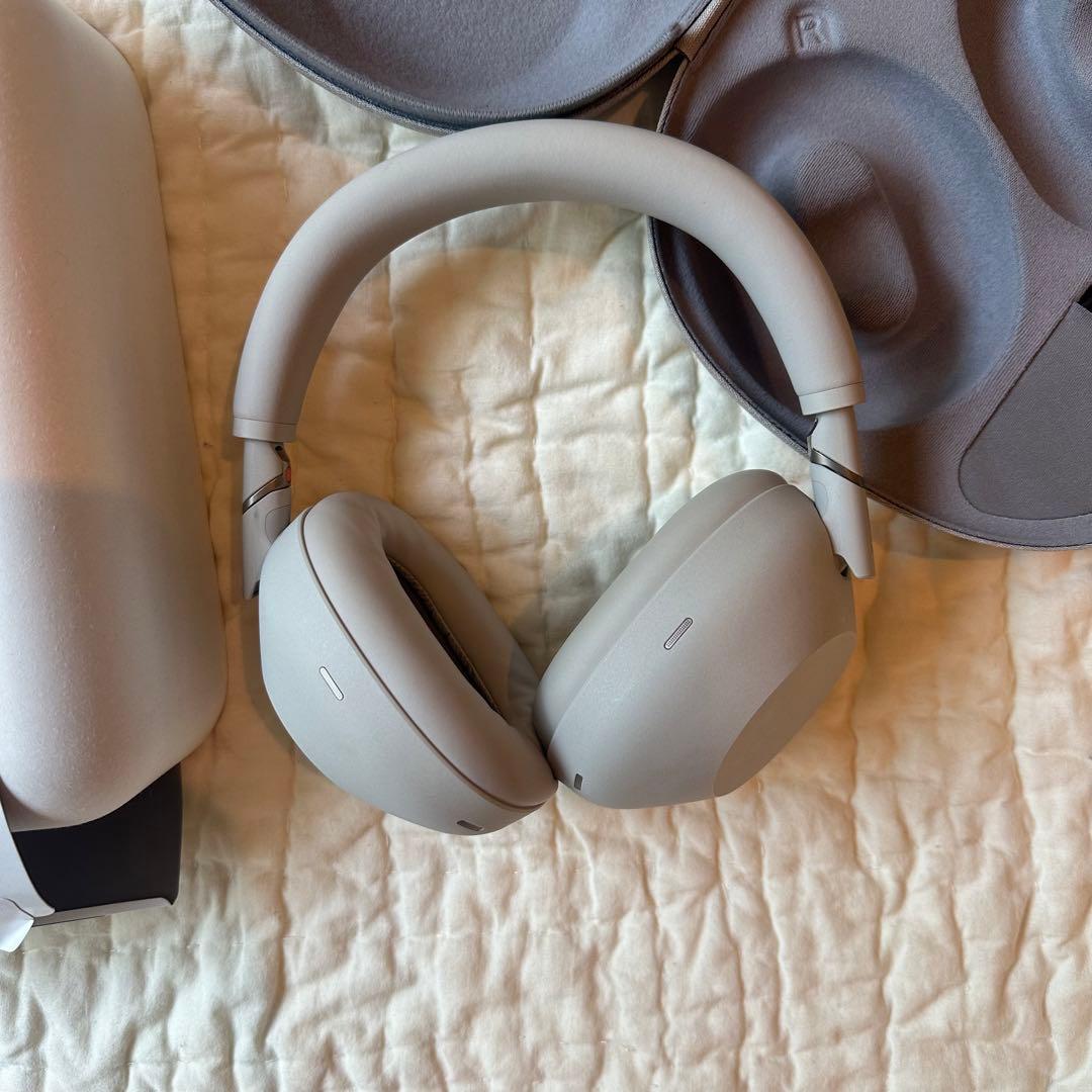 sony ヘッドホン　wh-1000xm6 プラチナシルバー