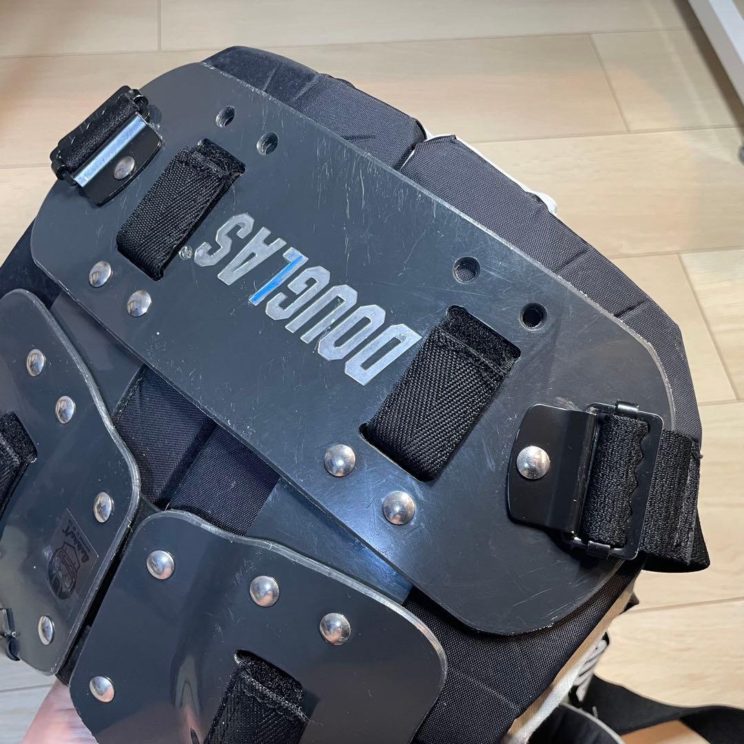 DOUGLAS JD XS ショルダーパッド 16\"-17\" ブラック