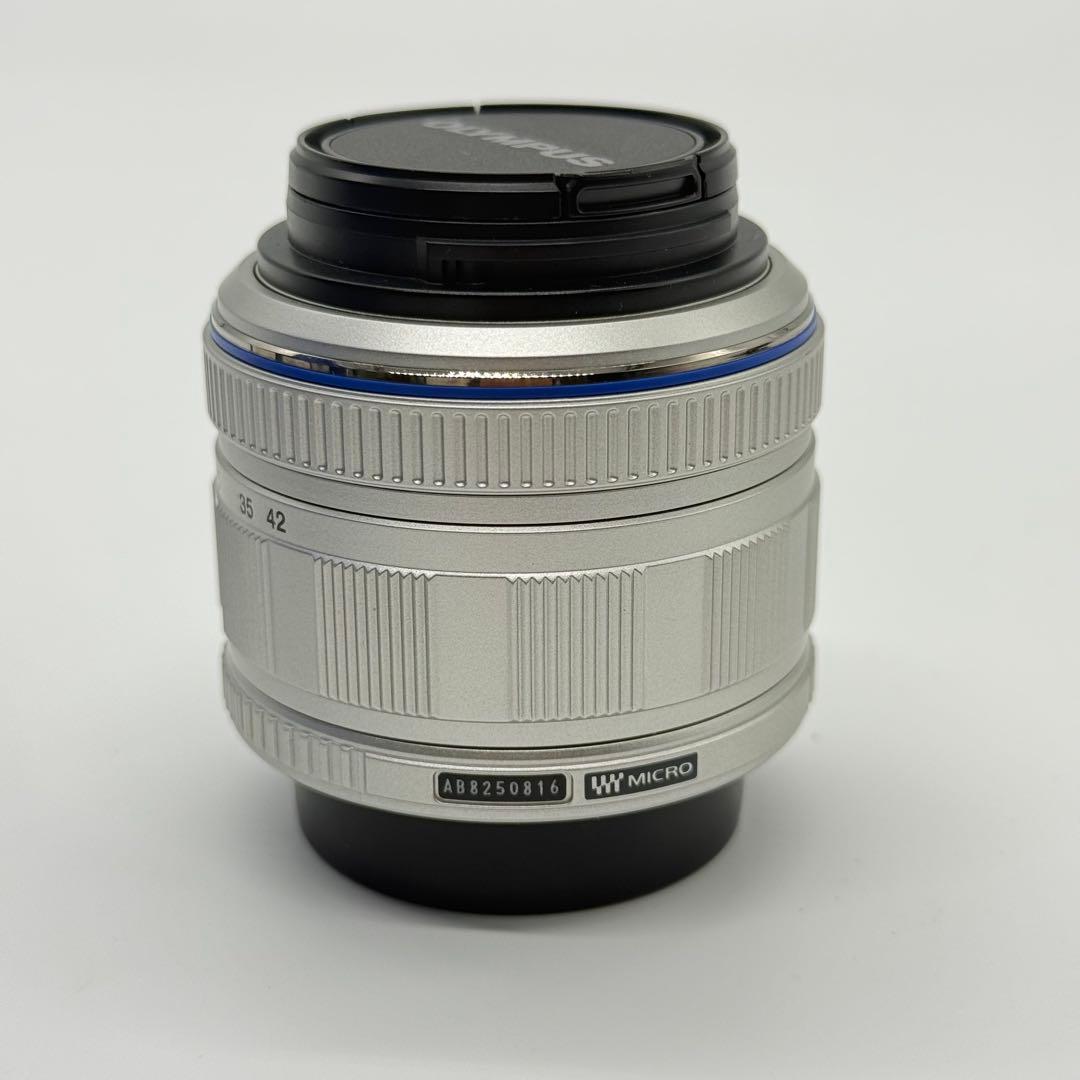 OLYMPUS M.ZUIKO DIGITAL パンケーキ　シルバー　レンズ