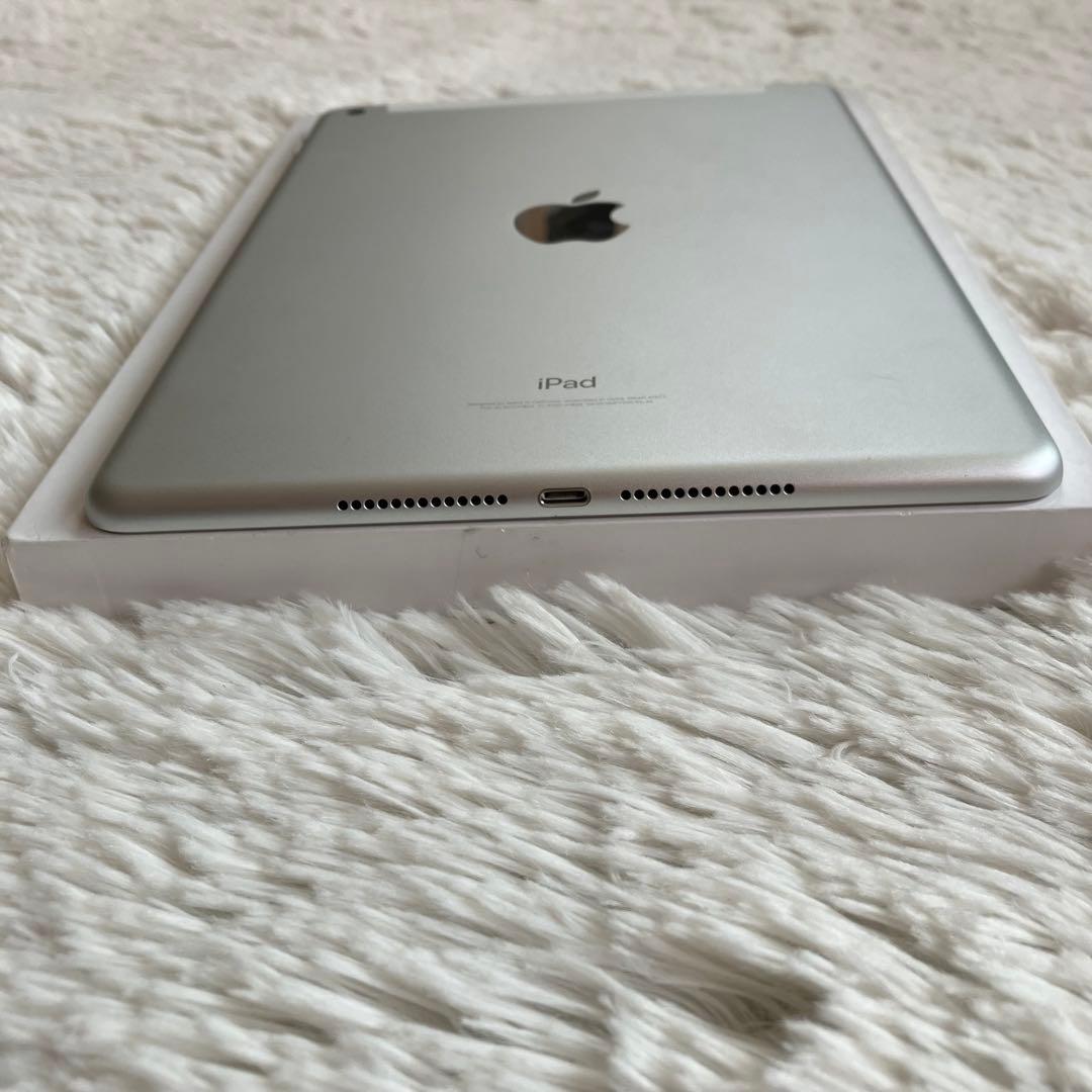 【完動品】iPad 第5世代 128GB SIMフリー 【すぐ発送】