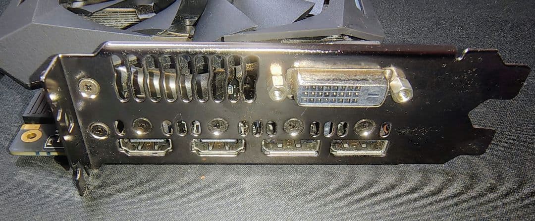 グラフィックボード・グラボ・ビデオカード ASUS ROG STRIX-GTX1070-8G-GAMING