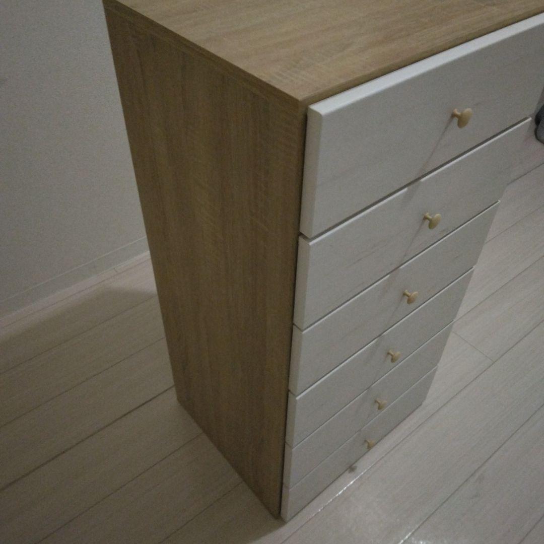 カ*ン様 ニトリ　6段チェスト ホワイトと木目調