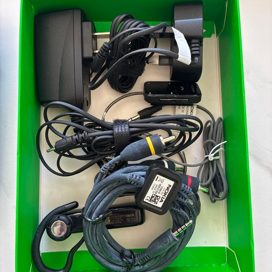 Nokia N95 8GB ブラック 携帯電話本体