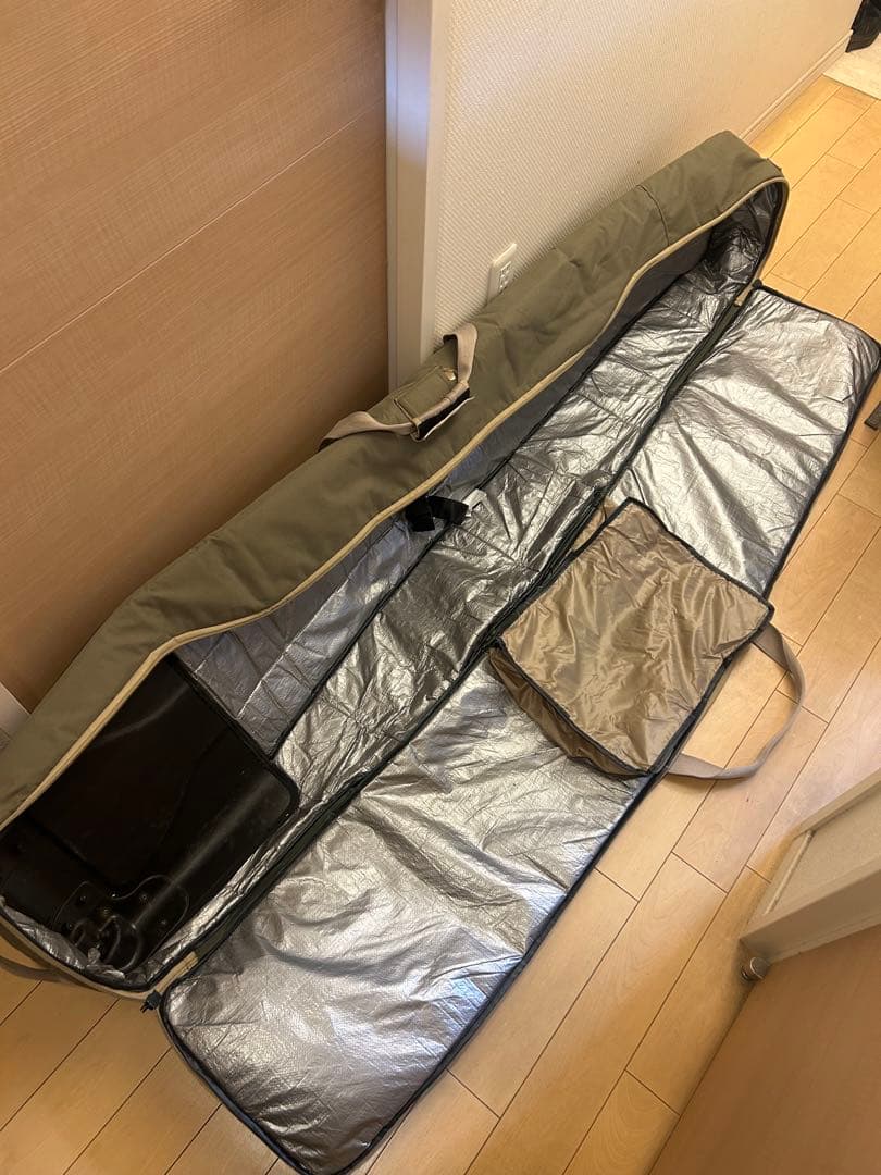 BURTON スノーボードバッグ 166cm キャスター付き キャリー ケース