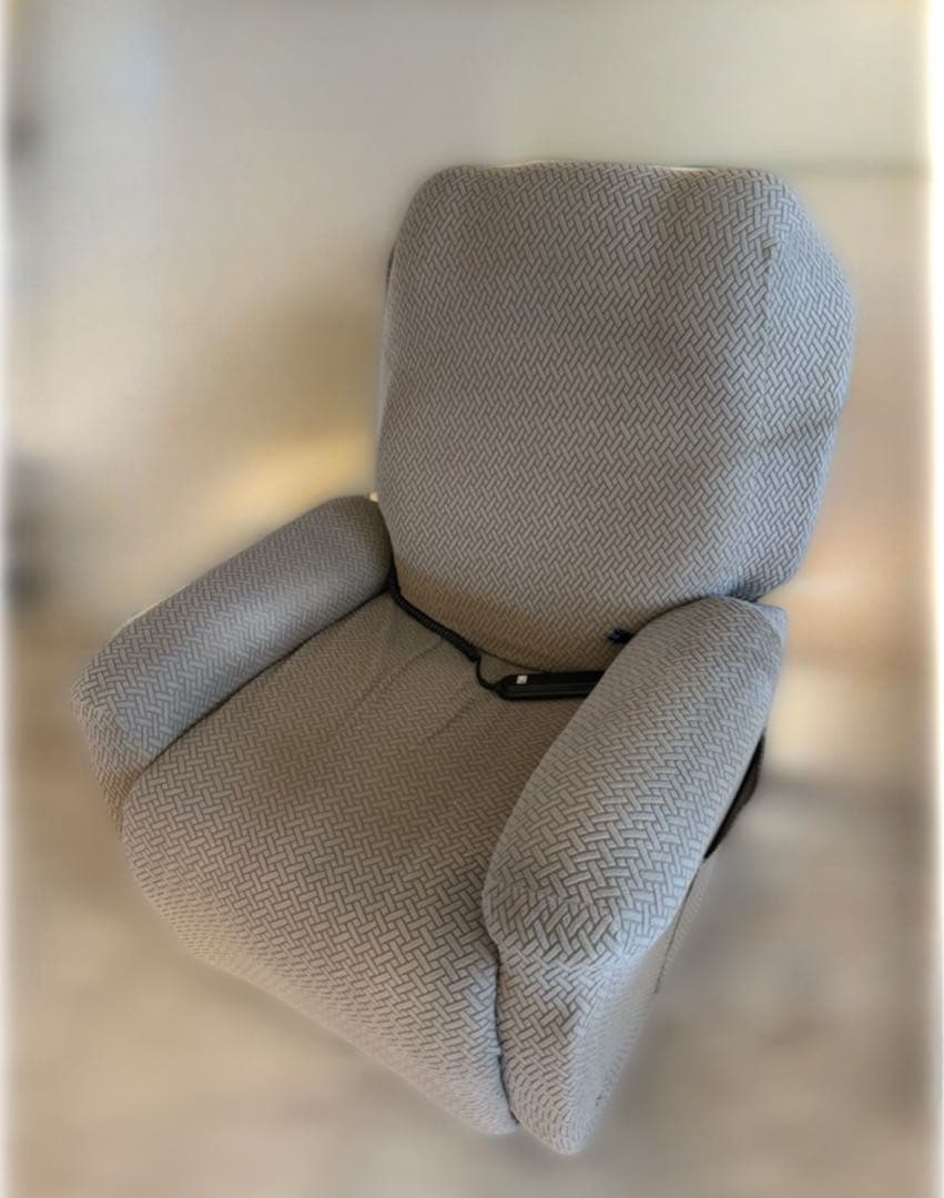 R【現地引渡し‼️】電動リクライニングチェア/シフォンジュニア/ブラウン