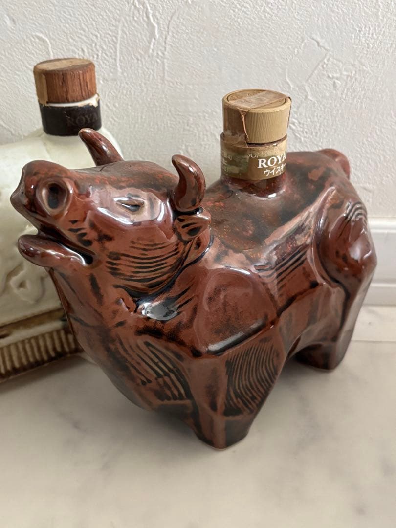 サントリー ウイスキー ローヤル 干支ボトル まとめ