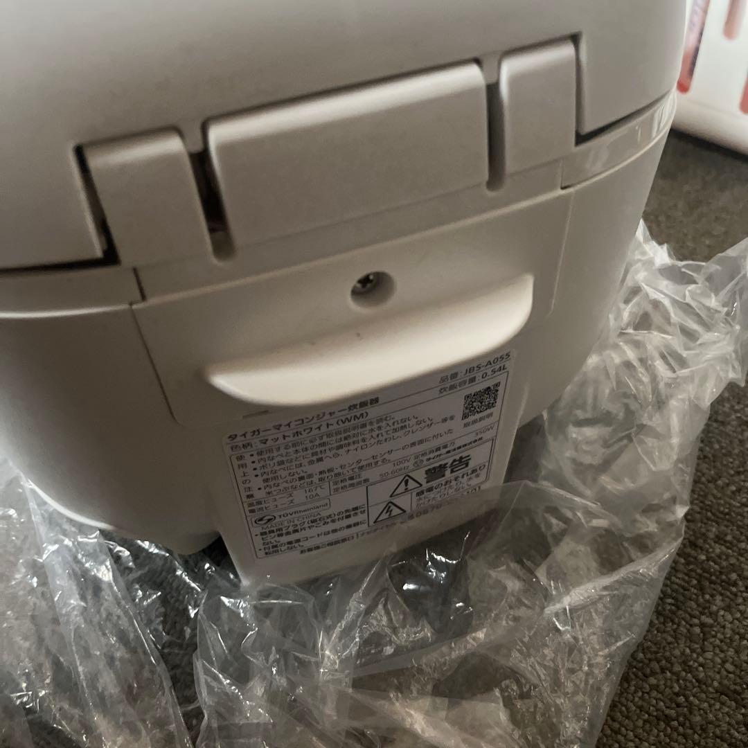 タイガーマイコンジャー炊飯器JBS-A055 3号炊き