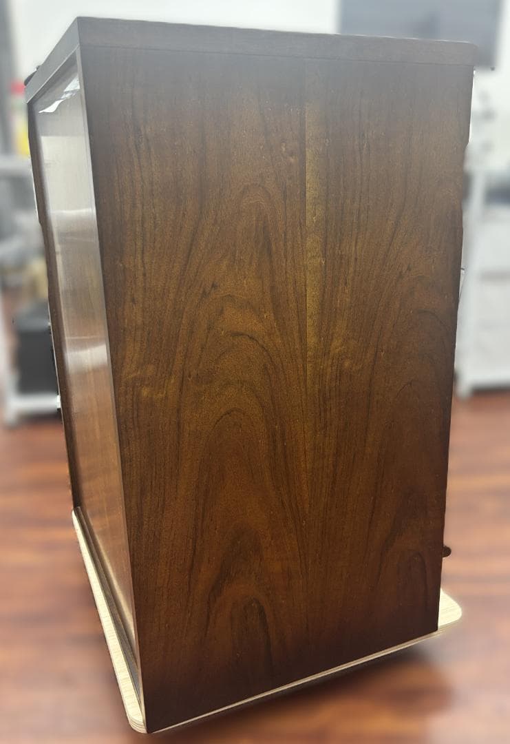 Karimoku カリモク コロニアル ガラスキャビネット