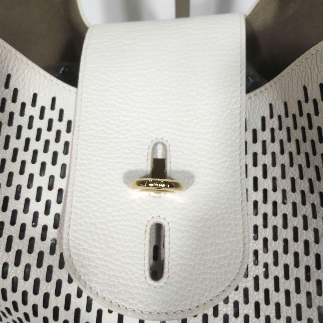 未使用級◎フルラ ネット M ホーボー ワンショルダー　パンチングレザー A4可